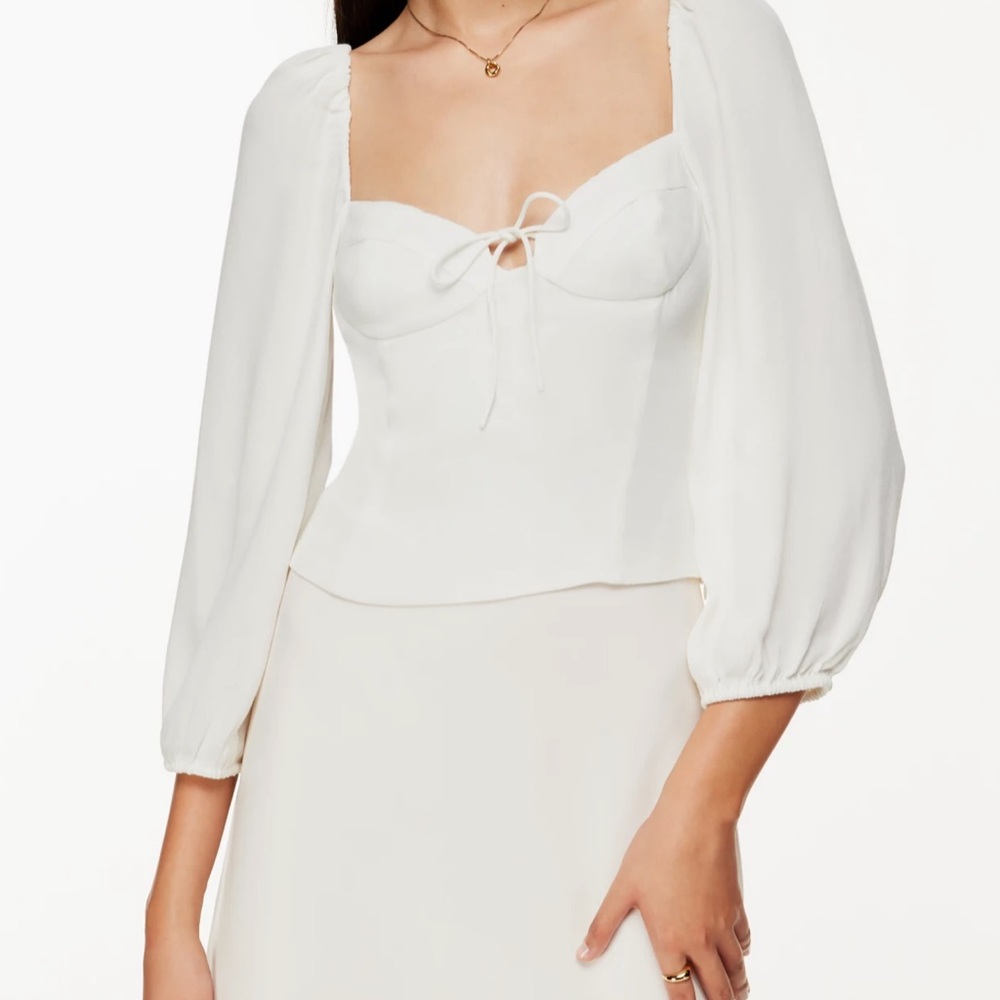 Wilfred novella top in white